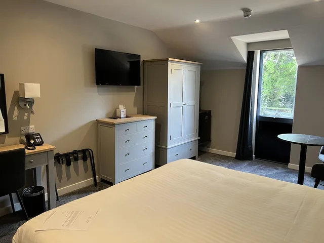 غرفة بسرير كينج، SOUTH LAWN HOTEL 6/8