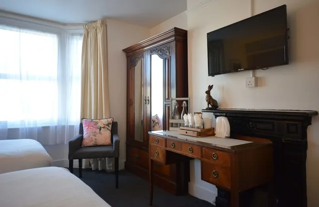 غرفة عائلية بسرير مزدوج وسرير فردي، Newton House 4/6