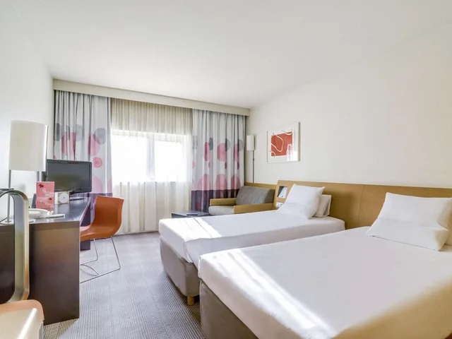 غرفة كلاسيكية بسرير فردي مع أريكة، Novotel Paris Orly Rungis 4/9