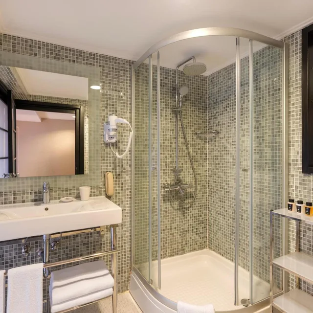 جناح عائلي بجاكوزي، Limak Lara De Luxe Hotel and Resort 6/10