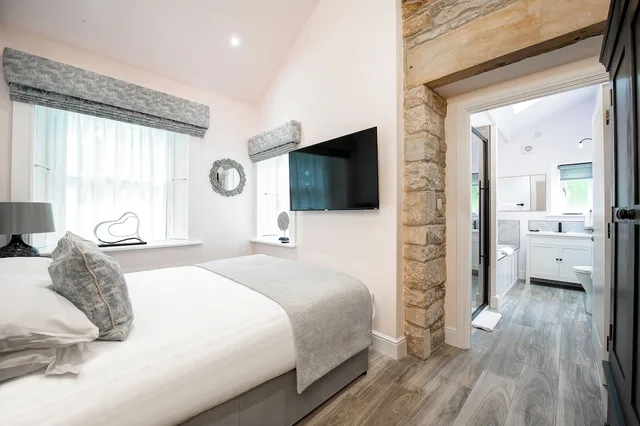 Tower, Luxury, Villa, 2 Double Beds، Langley Castle Hotel 1/7