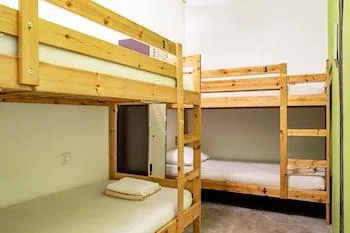 غرفة قياسية، PODs The Backpackers Home & Cafe 1/1