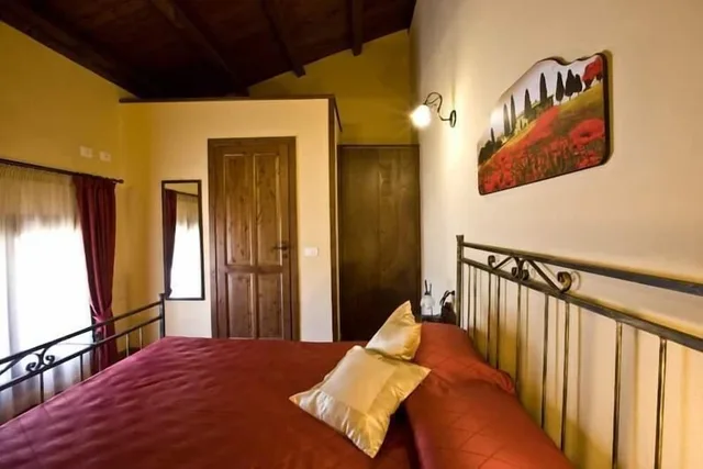 غرفة كلاسيكية بسرير مزدوج، Casale Del Golfo 3/3