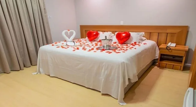 غرفة رومانسية بسرير كينج، Pousada Nacional Inn Campos do Jordao 3/10