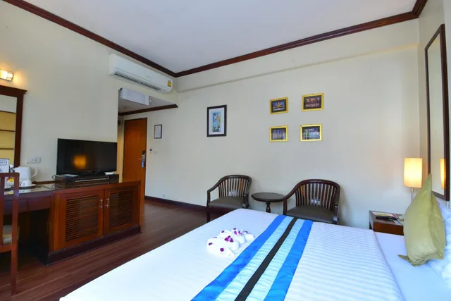 جناح بريميير بسرير مزدوج، GRAND BUSINESS INN 3/10
