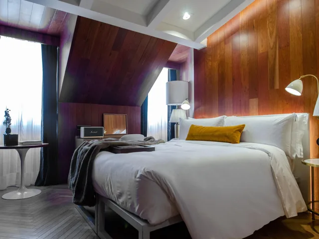 Historical, Mansard, Standard، Browns Avenue Hotel 1/4