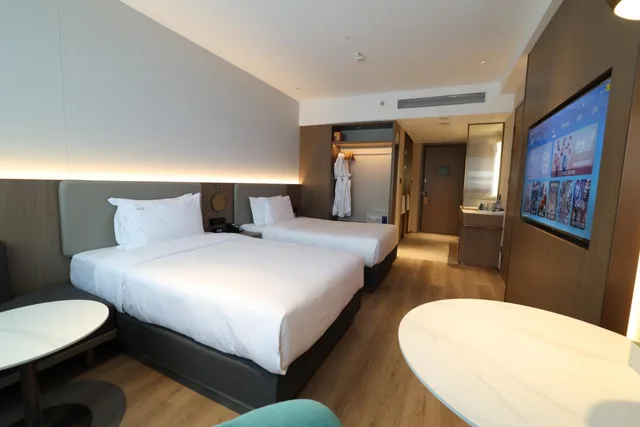 غرفة قياسية بسرير فردي، Holiday Inn Shanghai Jing'an by IHG 7/10