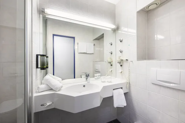 غرفة ديلوكس بسرير مزدوج، ACHAT Hotel Stuttgart Zuffenhausen 8/10