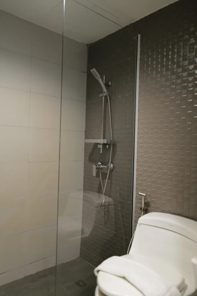 Urban, Deluxe, King Bed, Hermann Hotel Pattaya 1/2