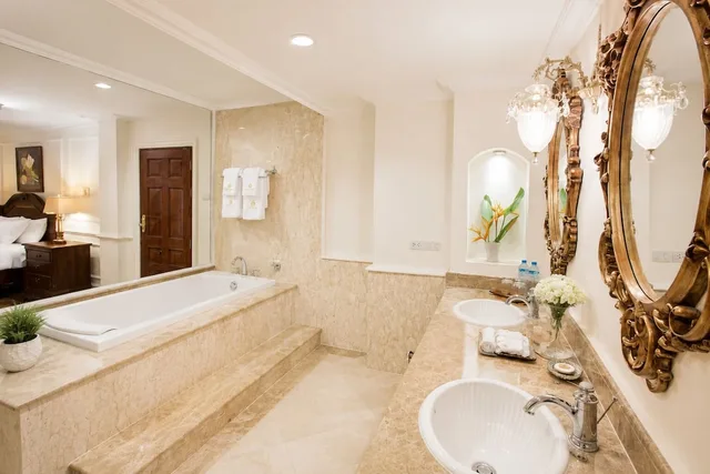 1 Bedroom, Heritage, Premier, Suite, King Bed، Dhavara Boutique Hotel 9/10