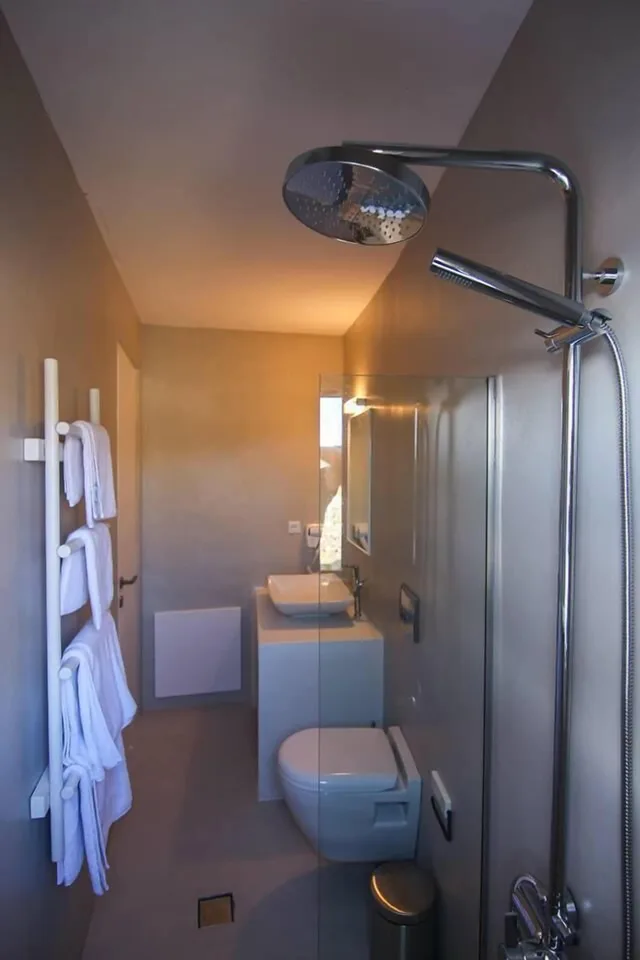 1 Bedroom, Deluxe, House, Queen Bed, Sofa، Lemon Tree Houses 5/5