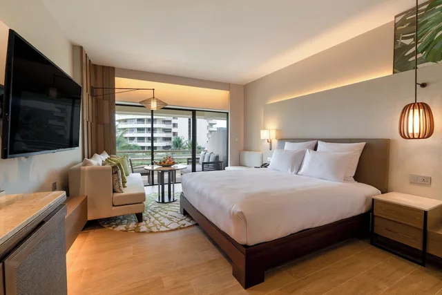 غرفة ديلوكس بسرير مزدوج بإطلالة على الحديقة، Pullman Phuket Karon Beach Resort 2/10