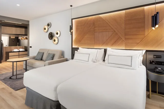 The Level, Premium, Twin Beds, Sofa، Melia Avenida America 1/6