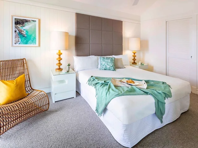 Overwater, Bungalow, Double Bed، Novotel Sunshine Coast Resort 2/7