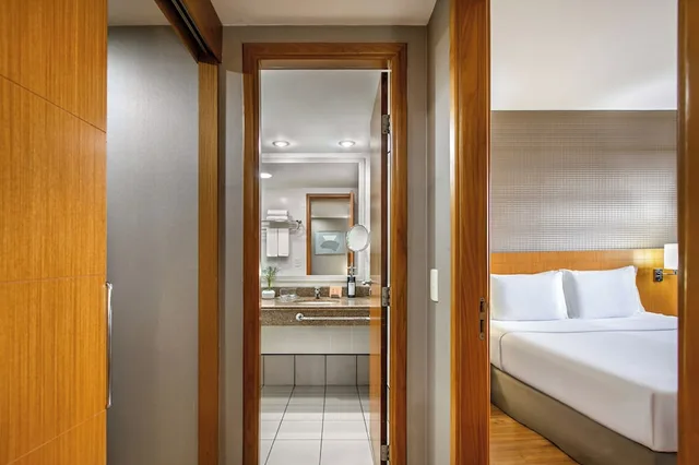 غرفة قياسية بسرير كينج وسرير كوين، Brasil 21 Suites Affiliated by Melia 8/10