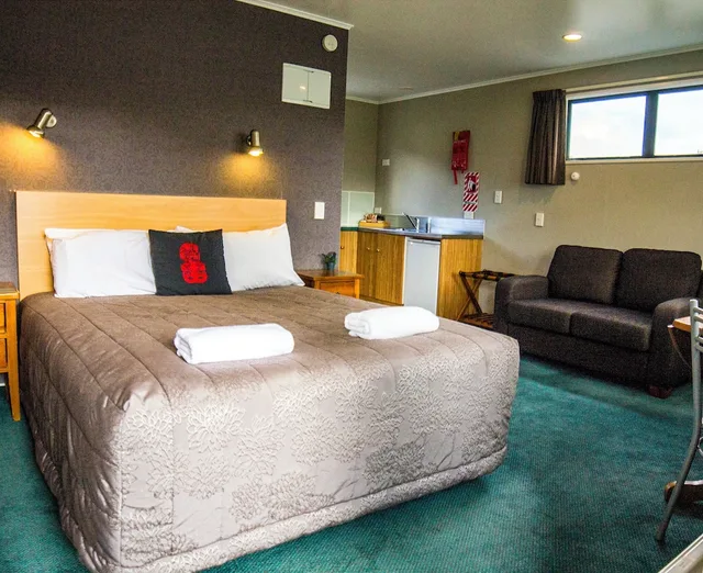 استوديو بسرير كينج، Te Anau Lakeview Kiwi Holiday Park Motels 4/9