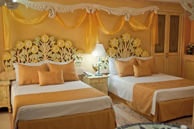 غرفة ثلاثية، Villa Las Margaritas Plaza Cristal Hotel 2/5