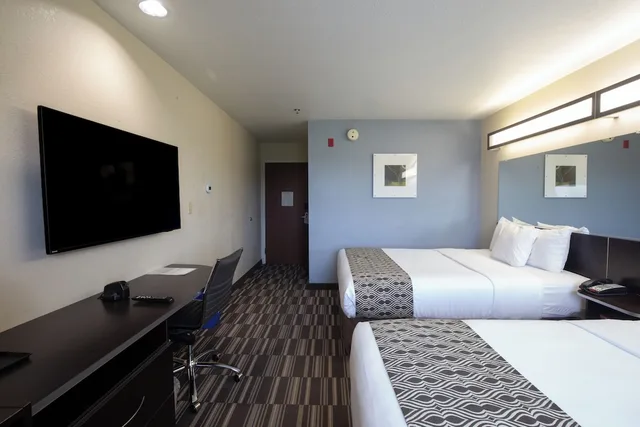 غرفة بسريرين كوين لذوي الإعاقة، Microtel Inn & Suites By Wyndham Waynesburg 5/10