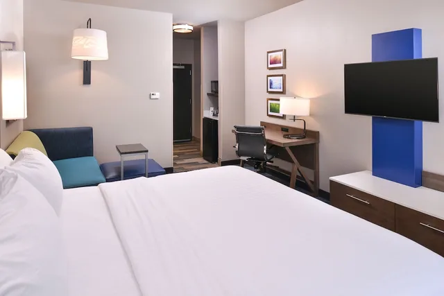 غرفة قياسية، Holiday Inn Express Suites Bryant Benton Area 1/2