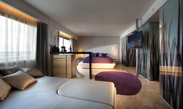 Suite, King Bed, Station View, Ushuaia Ibiza Beach Hotel - Adults Only 5/9