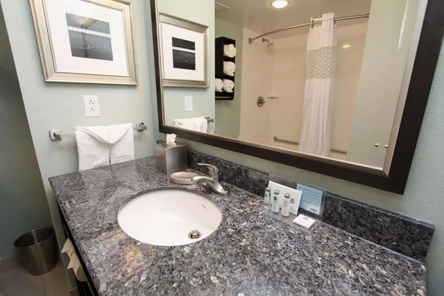 Premium, Studio, King Bed, Sofa, Hampton Inn and Suites by Hilton St Johns Airport 3/4