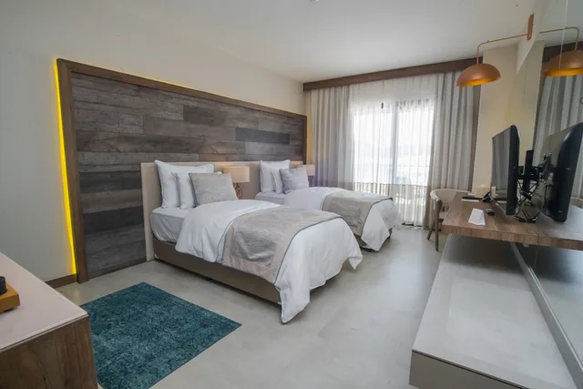 غرفة سوبيريور مزدوجة بإطلالة على الحديقة، Design Plus Seya Beach Hotel 2/5