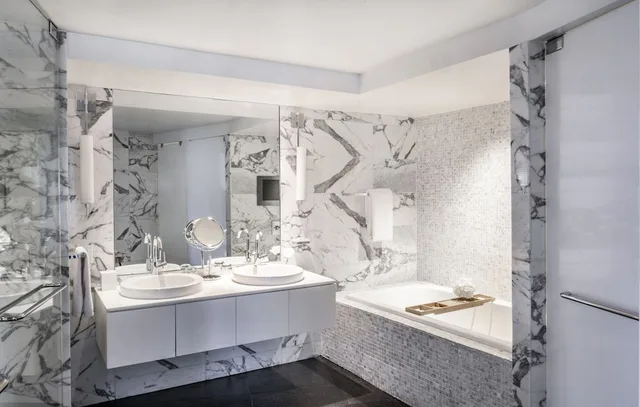 جناح سيغنتشر بسرير كينج بإطلالة على المتنزه، Dupont Circle Hotel 10/10