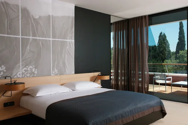 Garden Suite, King Bed، Lone Hotel by Maistra Collection 3/6
