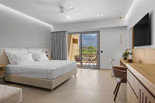 غرفة بسرير مزدوج بإطلالة على الحديقة، Ventale Island Breeze Resort 3/5