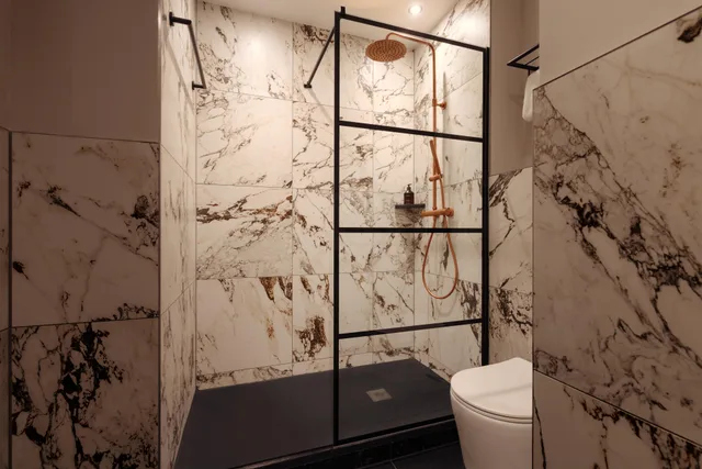 غرفة سوبيريور بسرير مزدوج بشرفة، The Manor Amsterdam 6/6