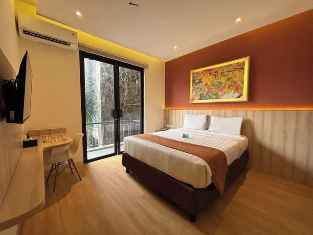 Executive, Queen Bed, Balcony, D'Bamboo Suites 8/10