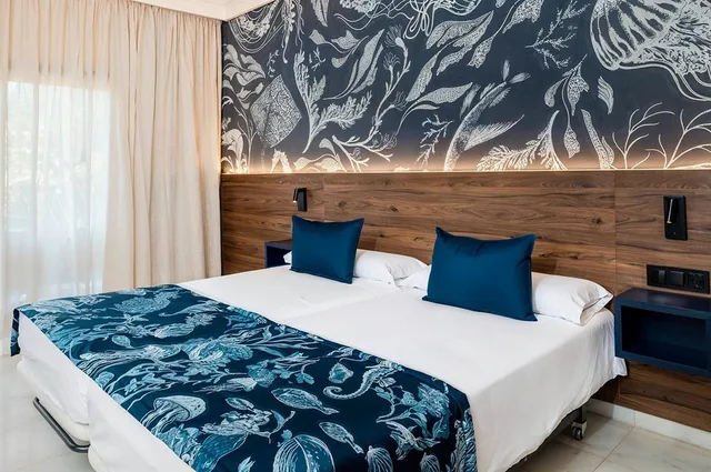 غرفة بإطلالة على البحر مفردة بسرير مزدوج، R2 Hotel Pajara Beach 3/5