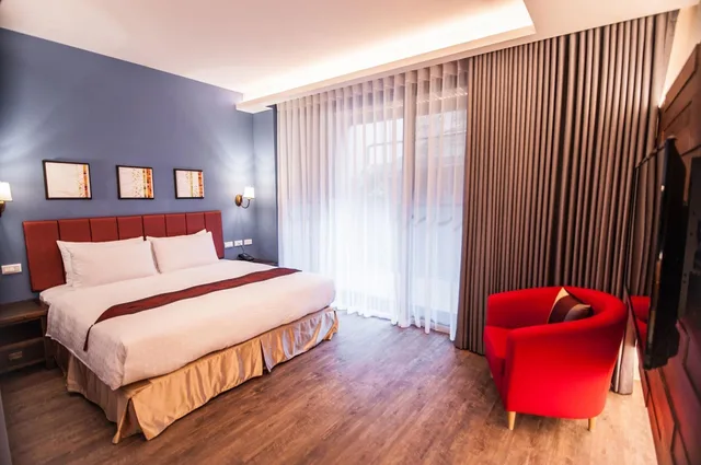 Standard, King Bed, Queen Bed, Pet Friendly, Dreamer Boutique Hotel 2/2