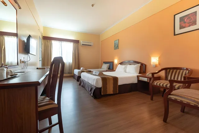 غرفة عائلية ثلاثية، Hotel Seri Malaysia Ipoh 1/2