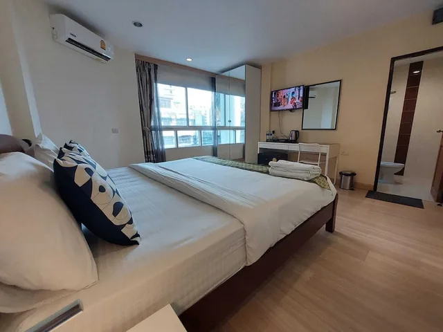 غرفة ديلوكس بسرير كينج، V Check Inn Sukhumvit 22 4/8
