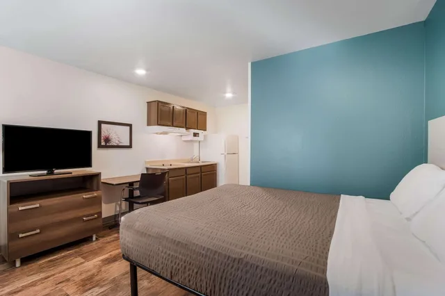 غرفة قياسية بسرير كوين، WoodSpring Suites North Charleston Airport I-526 1/3