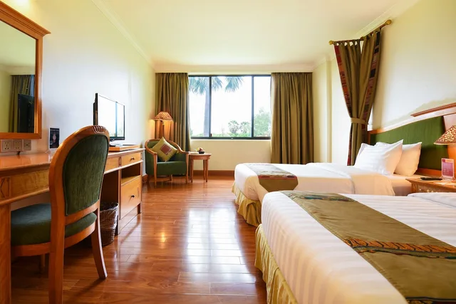 Superior, Twin Beds, ANGKOR CENTURY RESORT AND SPA 1/7