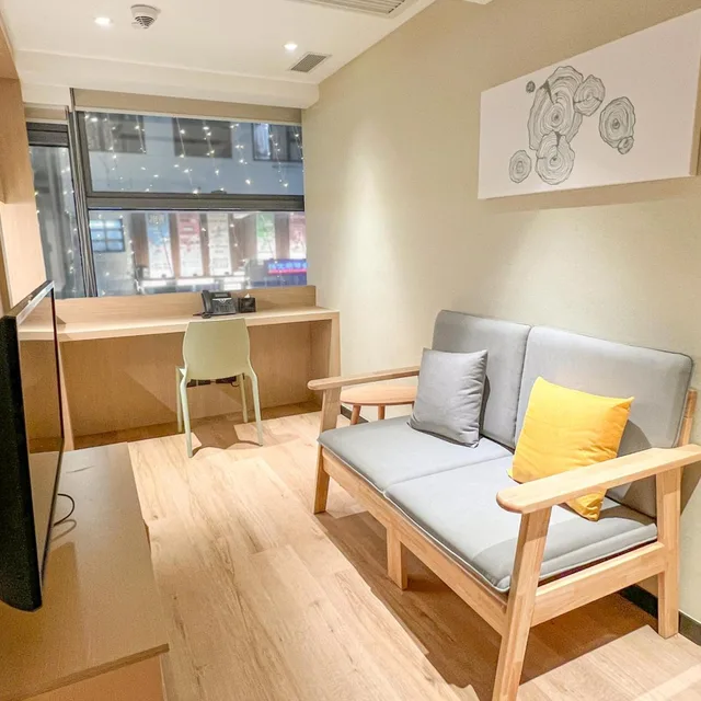 جناح، Urbanwood Ap Lei Chau 2/4