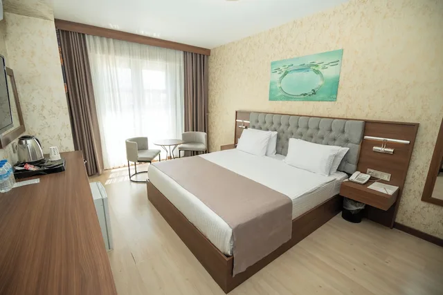 جناح غراند بسرير كوين وسريرين منفصلين، Grand Salizze Hotel 3/9
