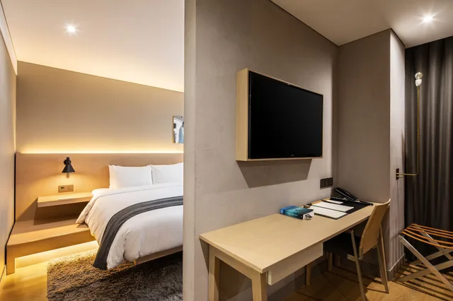 جناح ركني بسرير كينج مع أريكة، HOTEL 28 MYEONGDONG 2/4