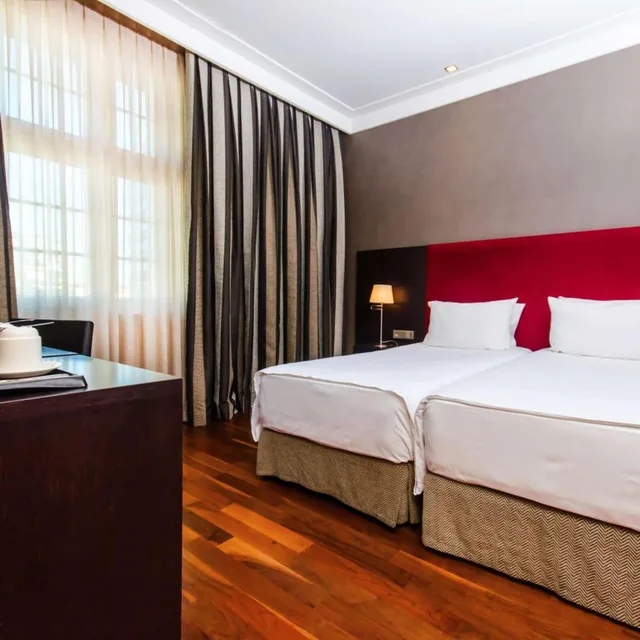 غرفة قياسية بسرير مزدوج أو سريرين منفصلين، Nh Poznan Hotel 4/10
