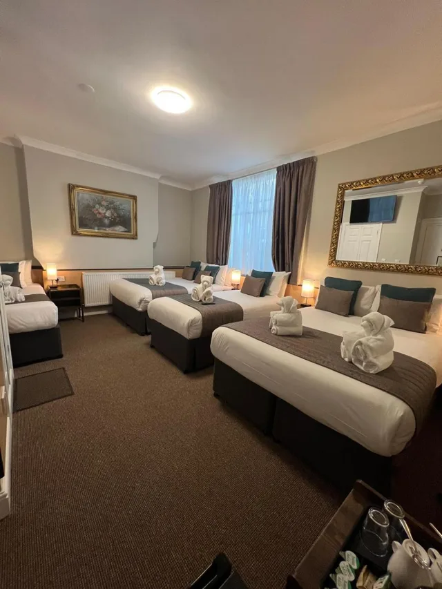 غرفة عائلية، Tudor Court Hotel 7/10