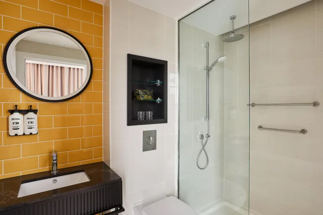 غرفة قياسية بسرير كينج، Indigo Hotel Newcastle 9/10