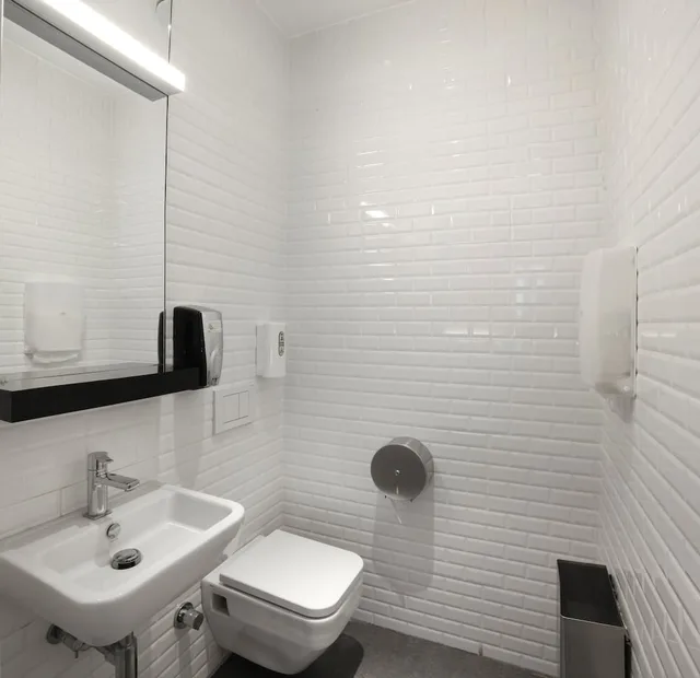 Mixed Dorm, Standard, 4 Beds, Private Bathroom, The Central House Istanbul Taksim 2/2