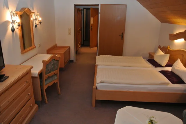 غرفة قياسية بسرير مزدوج بإطلالة على الجبل بشرفة، Gruberhof Hotel 10/10