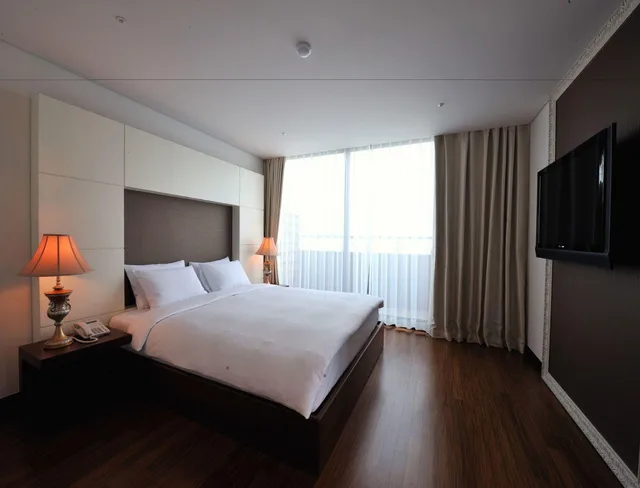 جناح رئاسي بإطلالة على البحر، Sunset Hotel 1/2