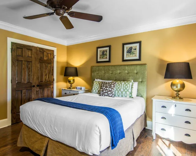 فيلا بسرير كينج وسرير كوين وسريرين منفصلين بـ3 غرف نوم مع أريكة، Bluegreen Vacations Parkside Williamsburg, an Ascend Collection Resort 1/10