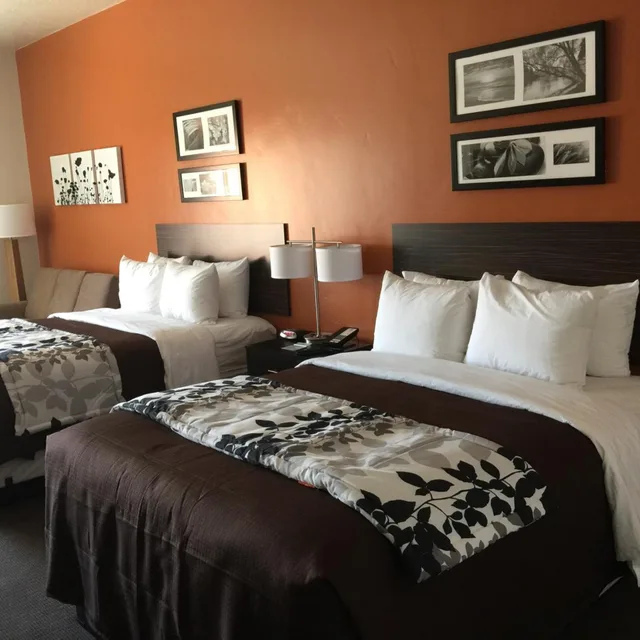 غرفة بسريرين كوين مع أريكة، Sleep Inn & Suites Page at Lake Powell 6/10