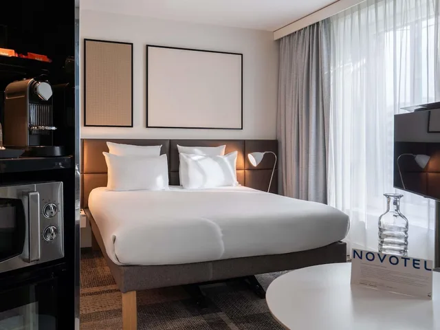 جناح سوبيريور بسرير كوين مع أريكة، Novotel Suites Paris Expo Porte De Versailles 5/10
