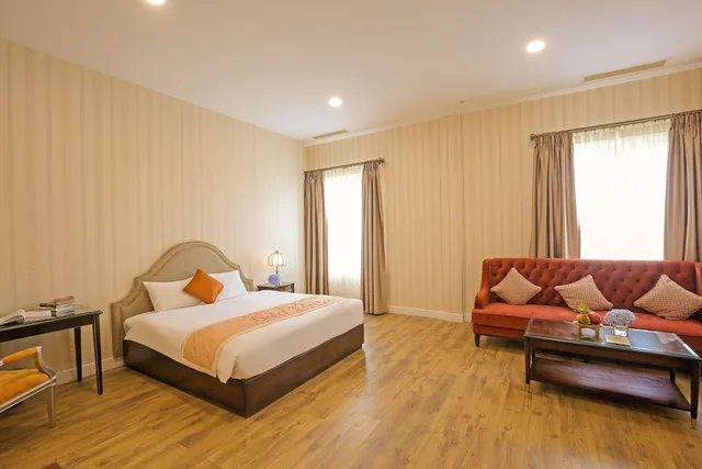 Room, Queen Bed, Garden View, Deluxe Building، Dalat Edensee Lake Resort and Spa 4/6